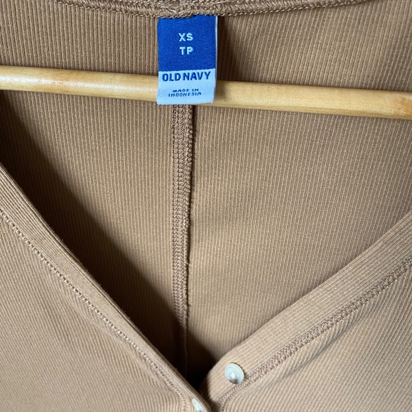 Fitted Long-Sleeve Rib-Knit Henley Midi Dress XS - Old Navy - Picture 3 of 4